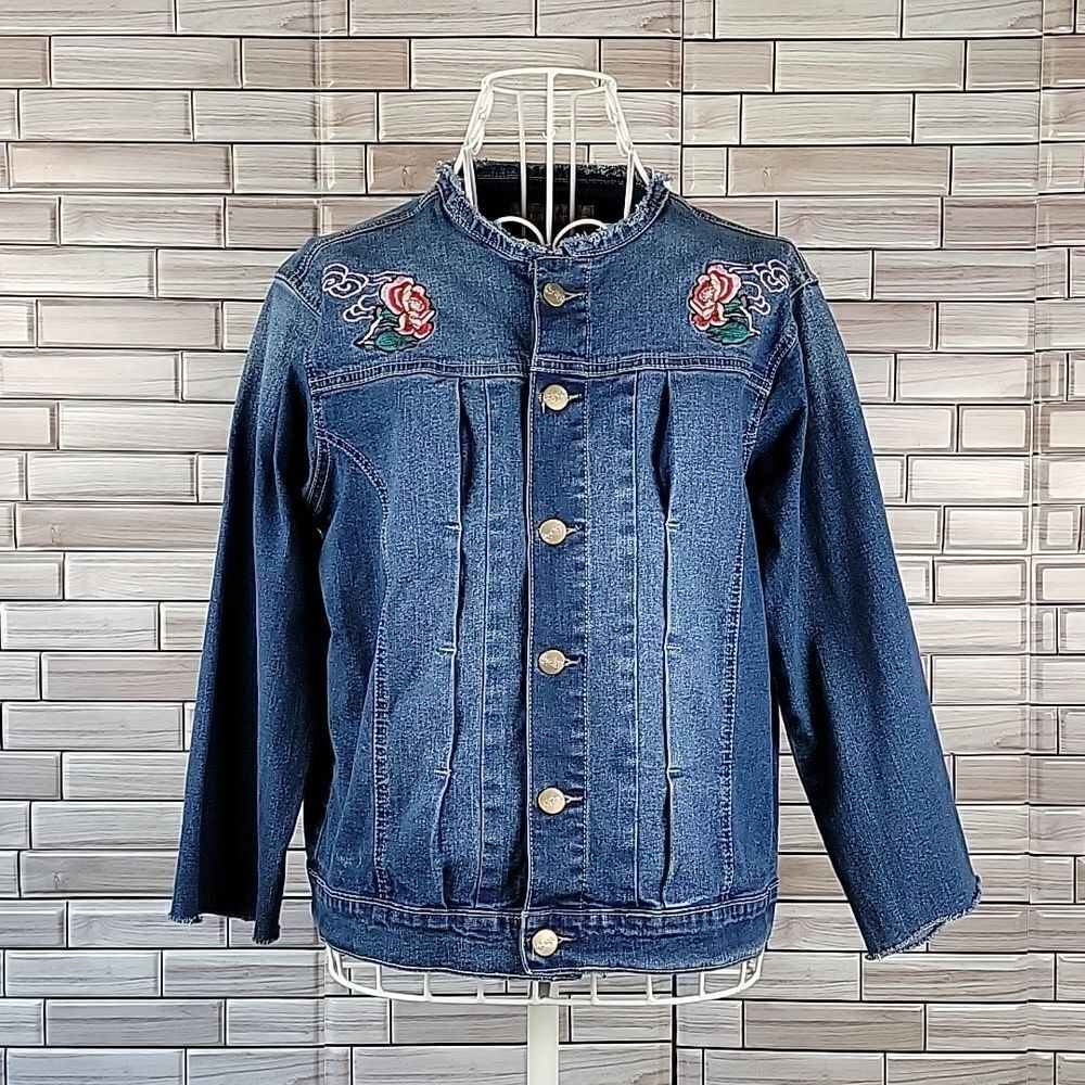 Blue desire Jean jacket Size M